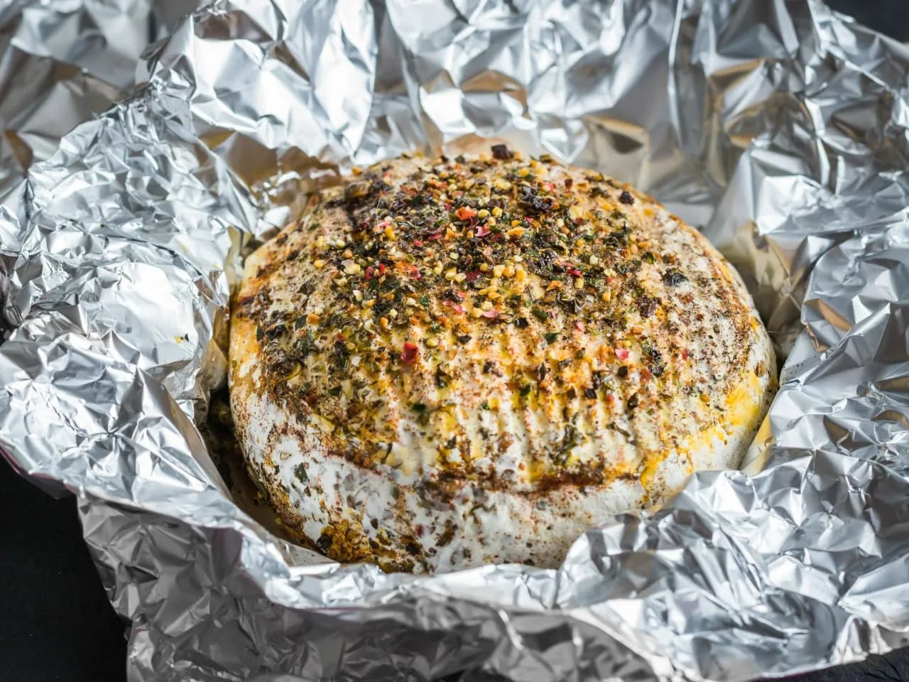 Jak zrobić camembert na grillu – prosty przepis na pyszne danie