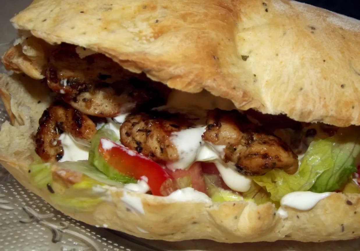 Jak zrobić pite na kebab - prosta receptura na idealne chlebki