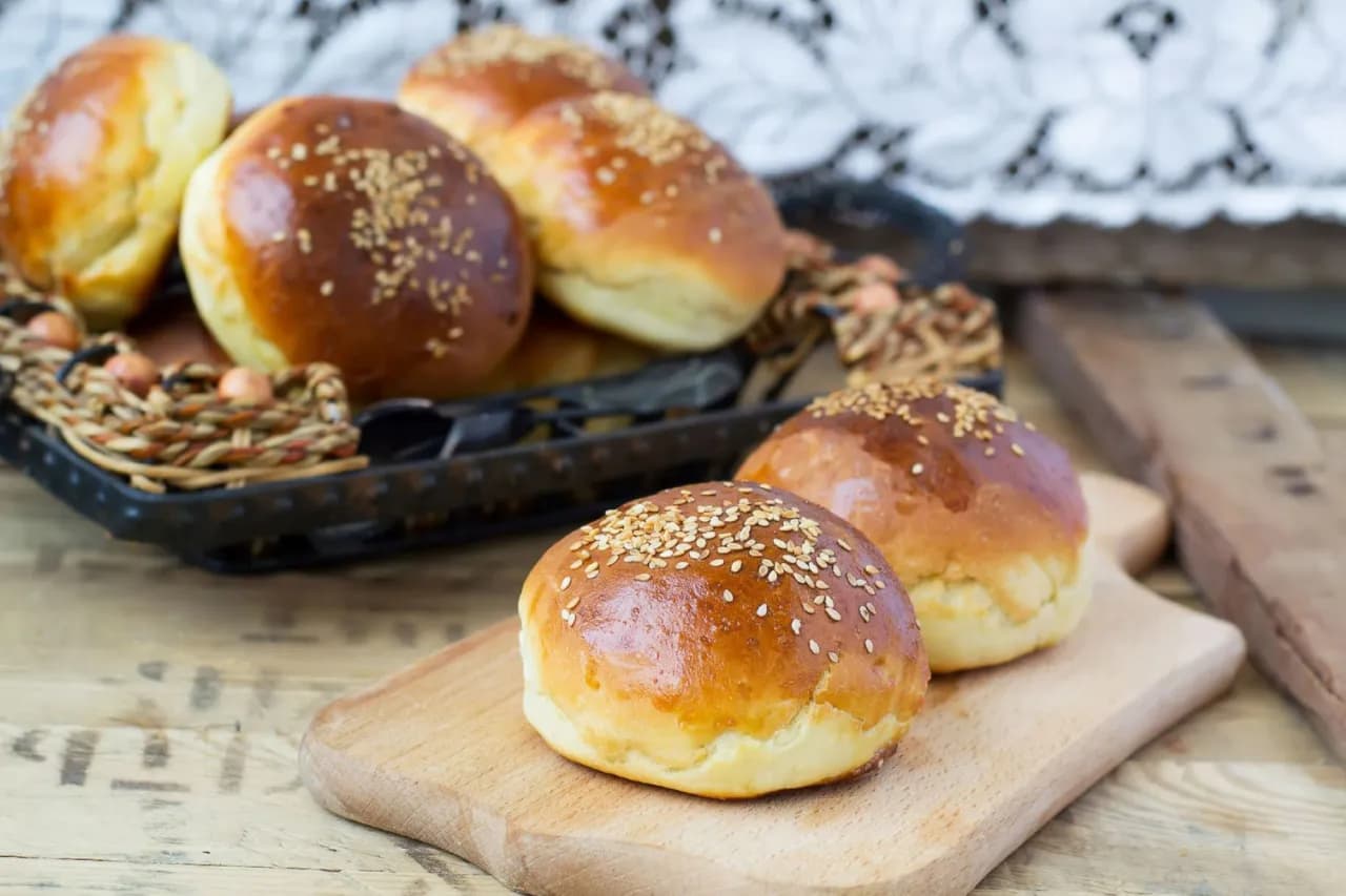 Jak podgrzać bułki do hamburgerów z Biedronki, aby były idealne