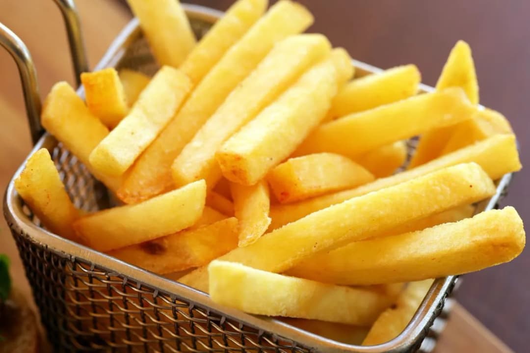 Frytki jak z McDonald's – idealny przepis na chrupiące frytki w domu